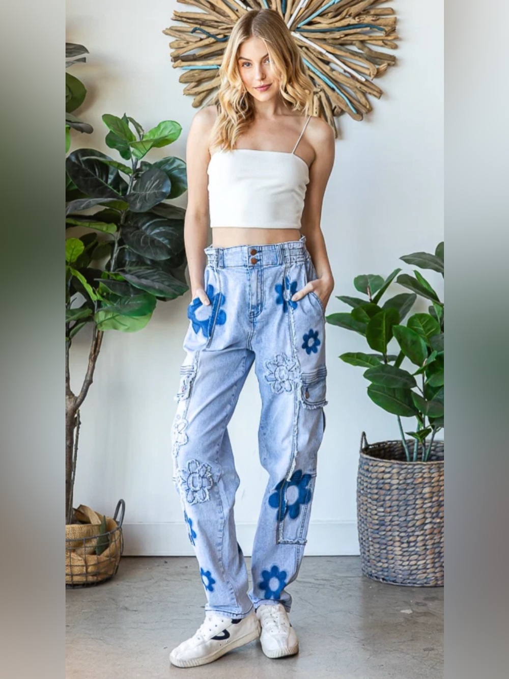 Oli & Hali Daisy Cargo Denim Pants Size Small Light Blue Floral Patches